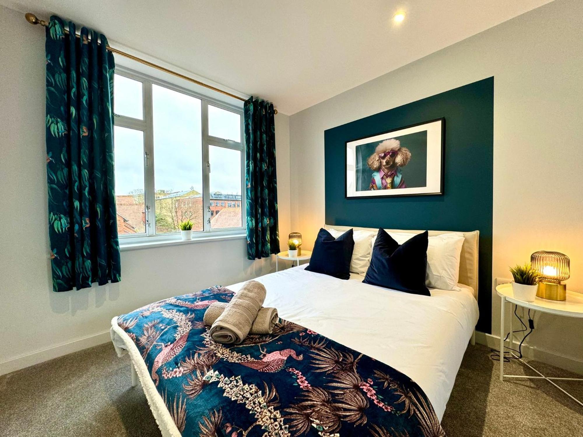Amazing Large 3 Bedroom Apartment - Sleeps 8! Bournemouth Exterior foto